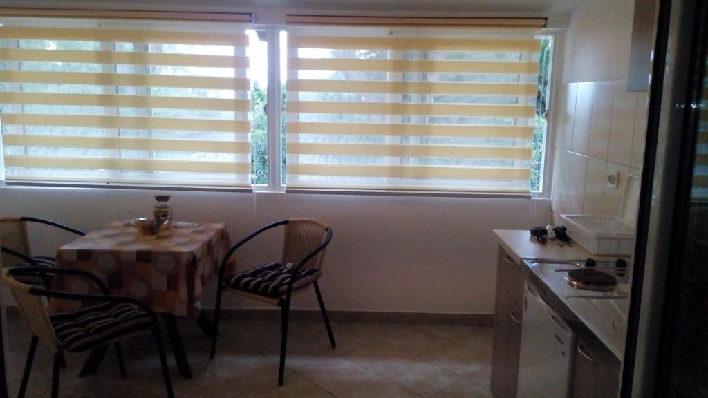 Apartmani Luka Herceg Novi Exteriör bild